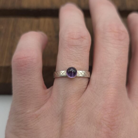 Size 7 Sterling Silver Fancy Scrolled Amethyst Ring A995 - Picture 1 of 8